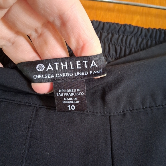 Athleta Chelsea Cargo Lined Pants Black Size 10 - Picture 8 of 10